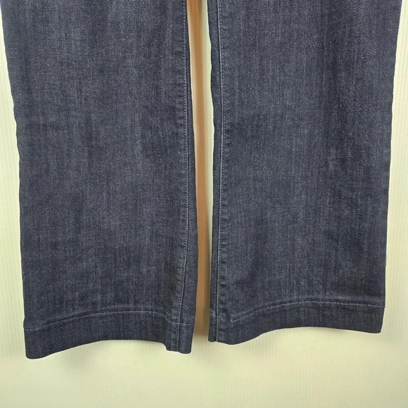 Eddie Bauer women's curvy denim trouser in dark wash size 10 - Picture 6 of 11